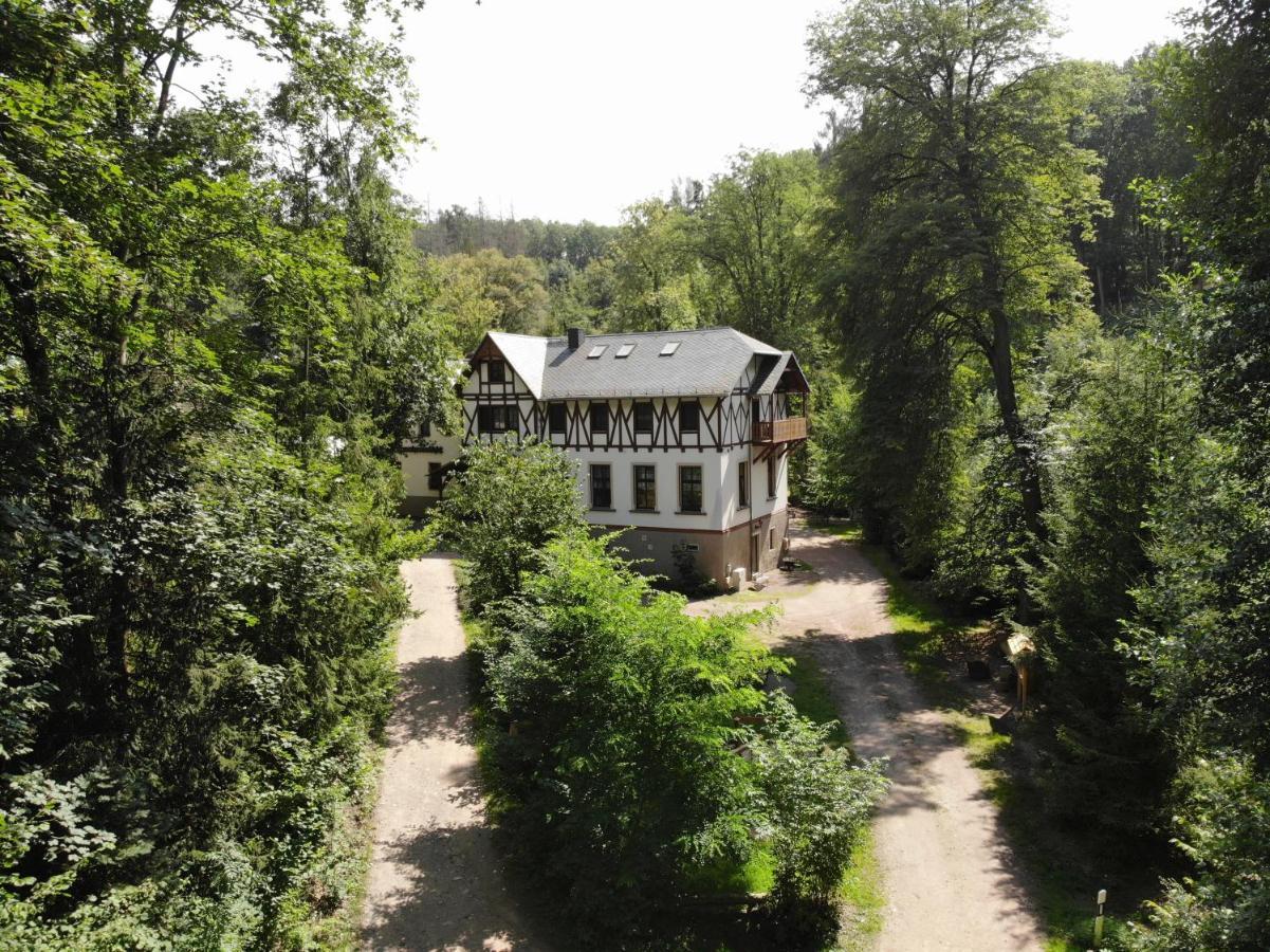 Zur Margarethenmuehle - Landgasthof Und Waldhotel Rosswein Buitenkant foto